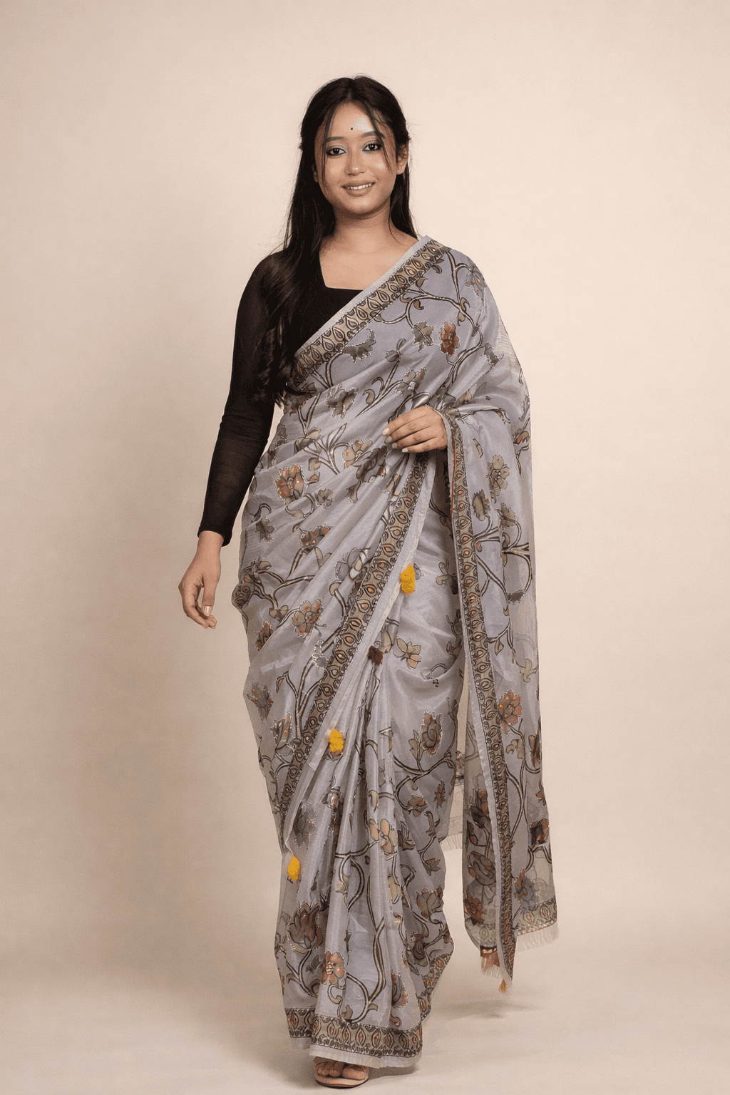 Shop fashion products under ₹999 - Hot