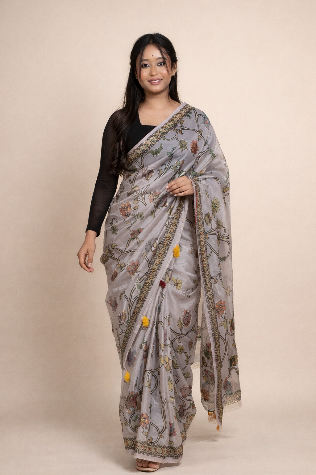 Shop fashion products under ₹999 - Hot